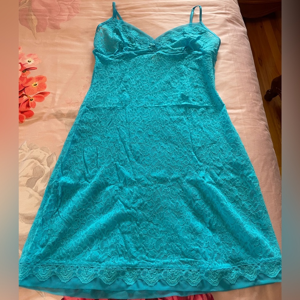 Never worn Victorias Secret lace slip